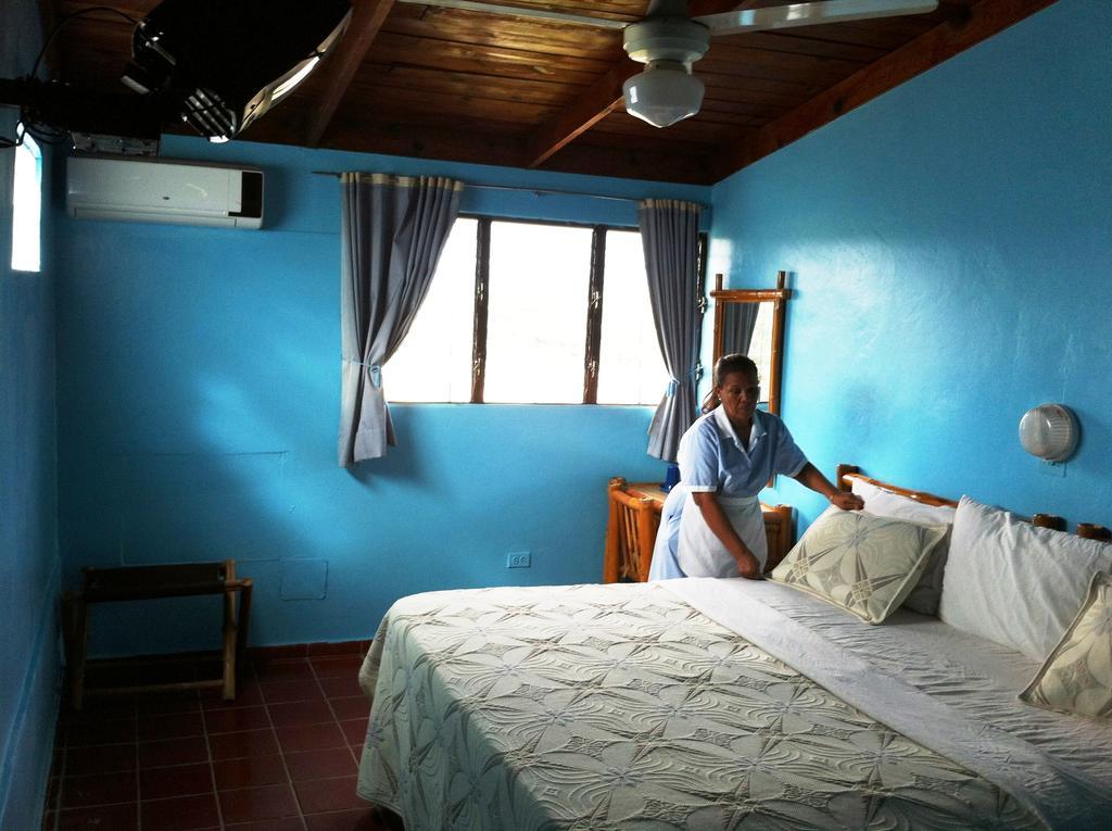 Hotel Caribe Barahona Екстер'єр фото
