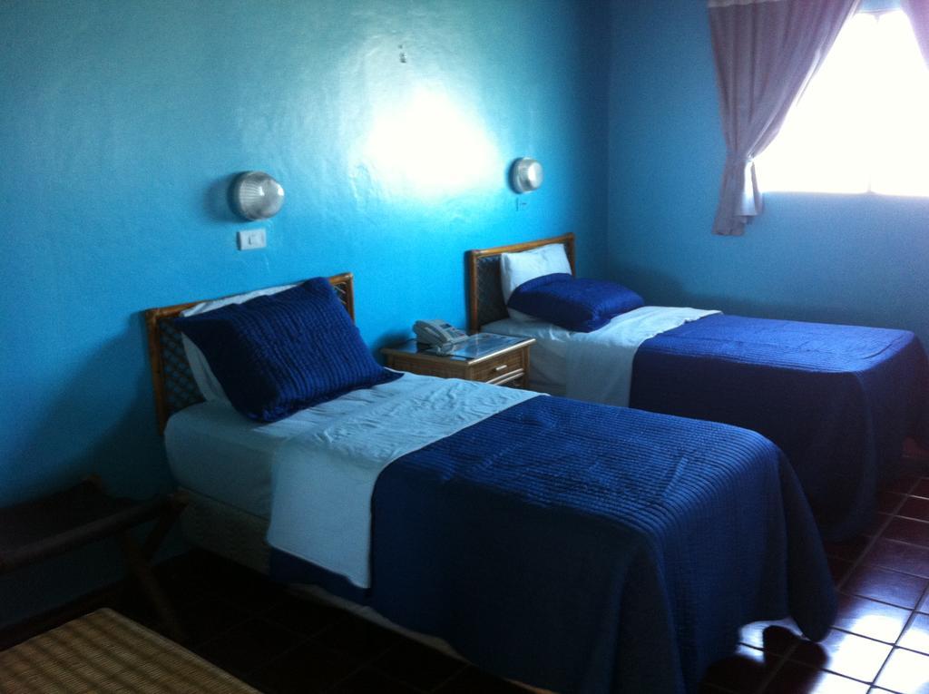 Hotel Caribe Barahona Екстер'єр фото