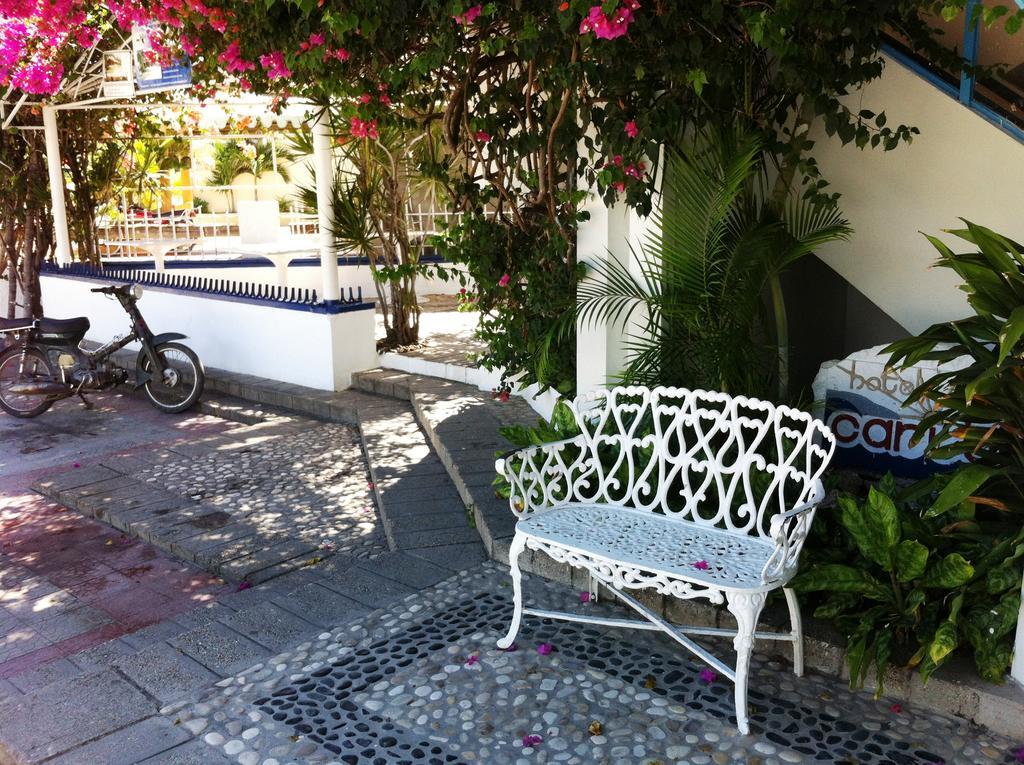 Hotel Caribe Barahona Екстер'єр фото