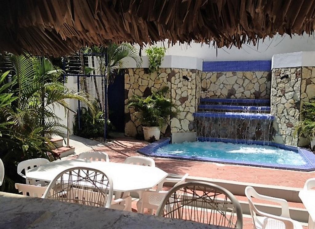Hotel Caribe Barahona Екстер'єр фото
