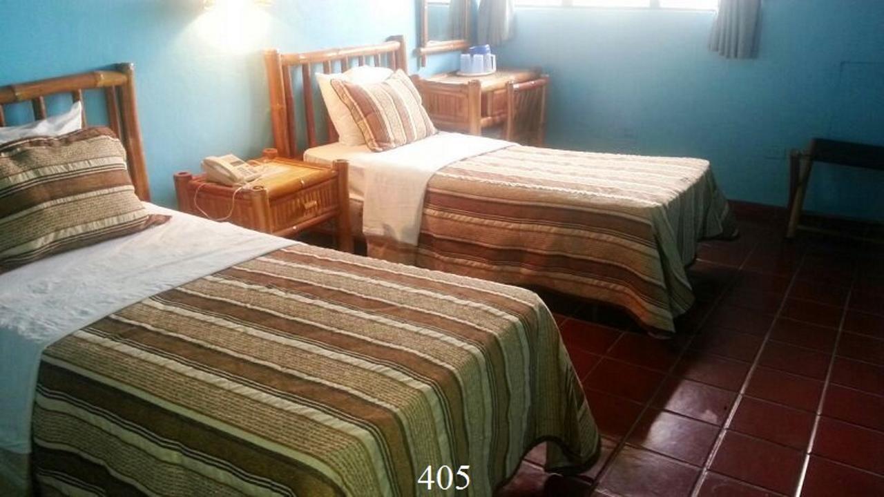 Hotel Caribe Barahona Екстер'єр фото